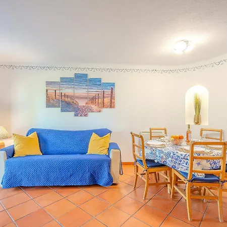 T2 Casa - Pool & Sun Terrace