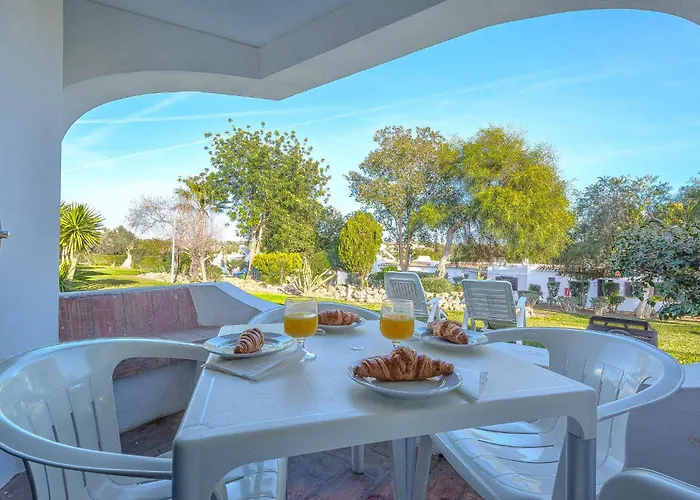 Апартаменти T2 Casa - Pool & Sun Terrace Албуфейра