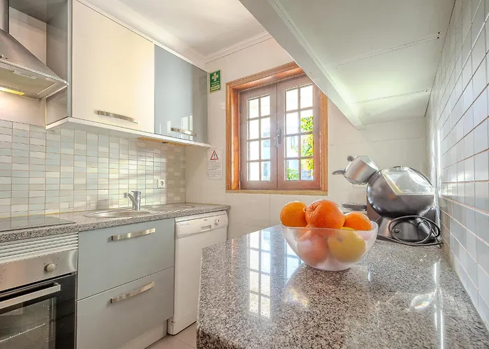 Апартаменти T2 Casa - Pool & Sun Terrace